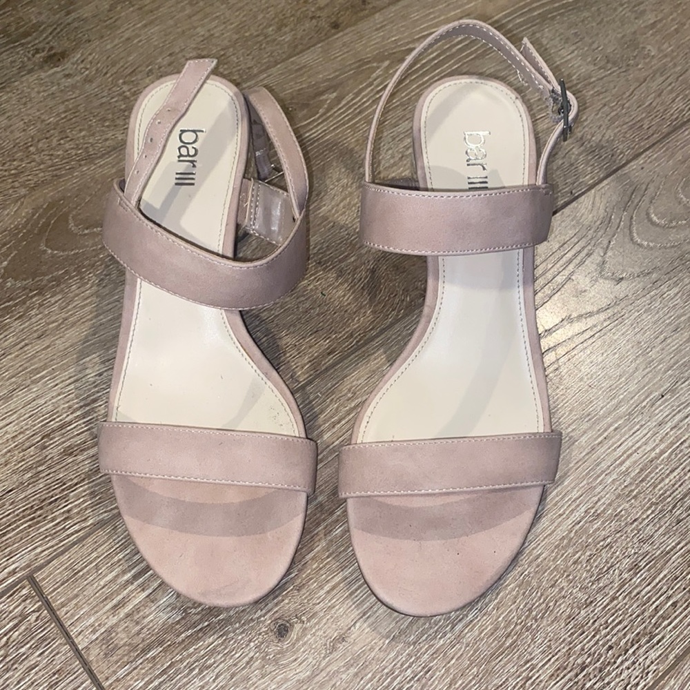 Bar III block heel size 8.5